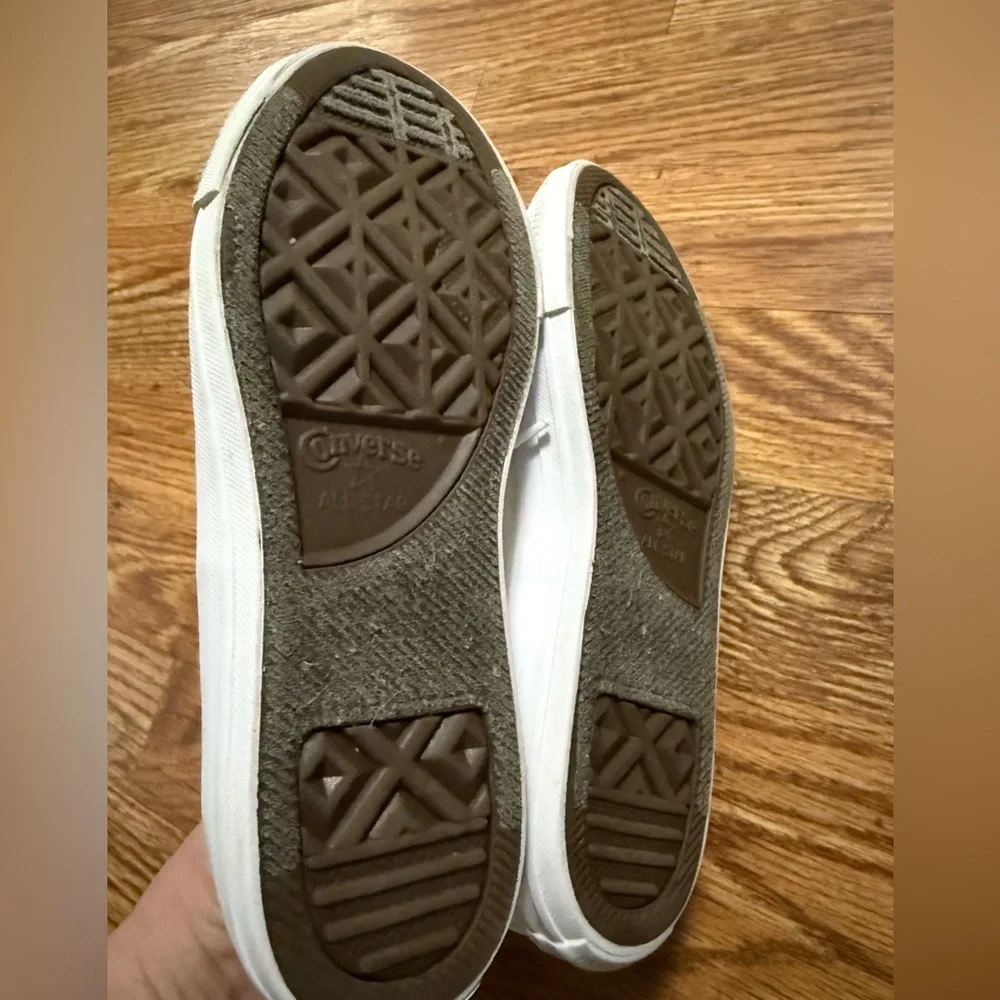 Converse Low Top Canvas Youth Size 2